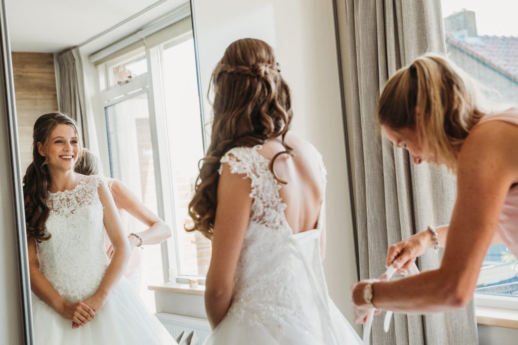 Bruidsfotograaf Harderwijk stoere trouwfoto's